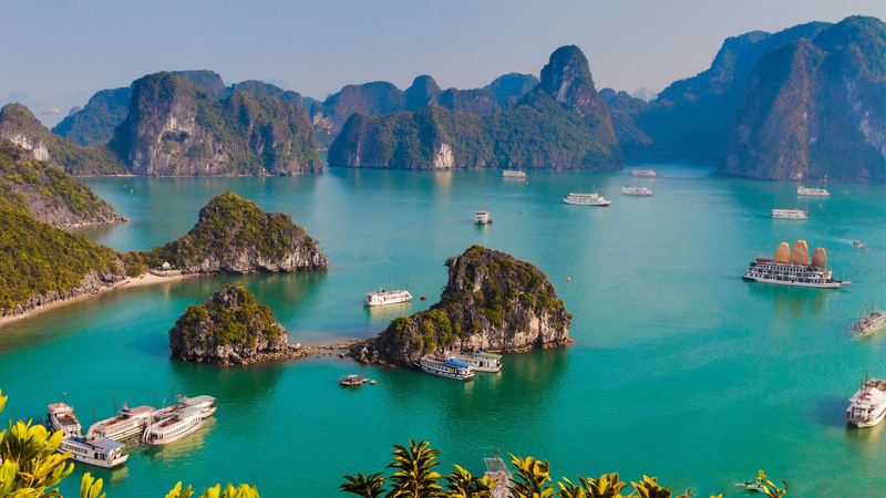  spring travel in Ha Long